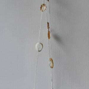 Shell Cascade - white